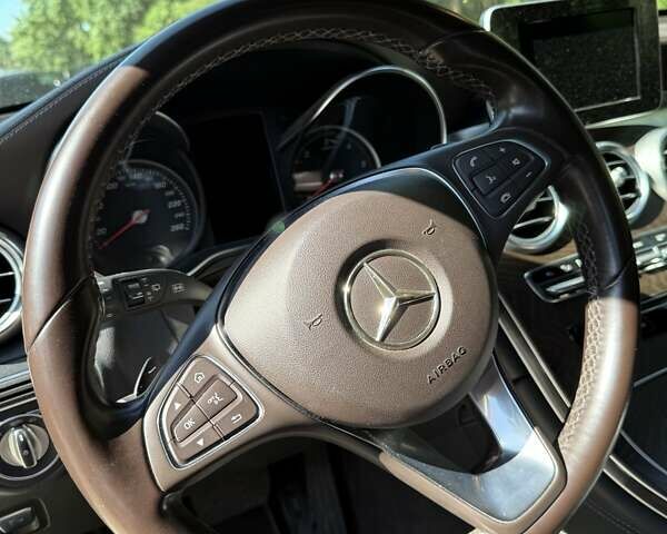 Мерседес ГЛЦ-Класс 2017 в Киеве на Automoto.ua Черный Мерседес ГЛЦ-Класс, объемом двигателя 2.14 л и пробегом 140 тыс. км за 32000 $, фото 14 на Automoto.ua