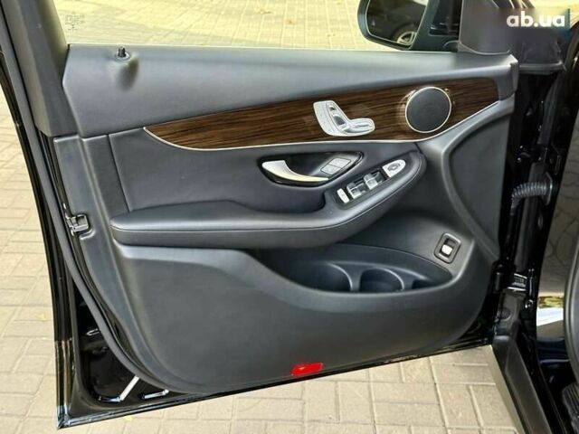 Черный Мерседес ГЛЦ-Класс, объемом двигателя 2 л и пробегом 110 тыс. км за 21900 $, фото 15 на Automoto.ua