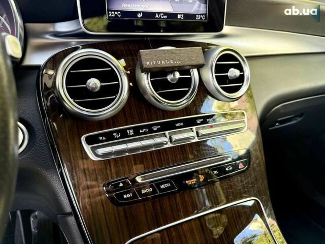 Черный Мерседес ГЛЦ-Класс, объемом двигателя 2 л и пробегом 110 тыс. км за 21900 $, фото 28 на Automoto.ua