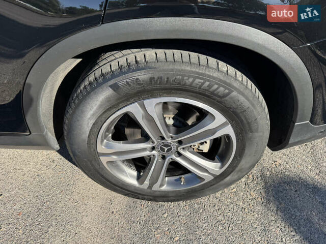 Черный Мерседес ГЛЦ-Класс, объемом двигателя 2.14 л и пробегом 130 тыс. км за 31000 $, фото 28 на Automoto.ua