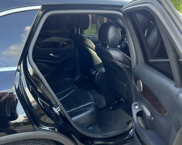 Черный Мерседес ГЛЦ-Класс, объемом двигателя 1.99 л и пробегом 160 тыс. км за 23390 $, фото 15 на Automoto.ua