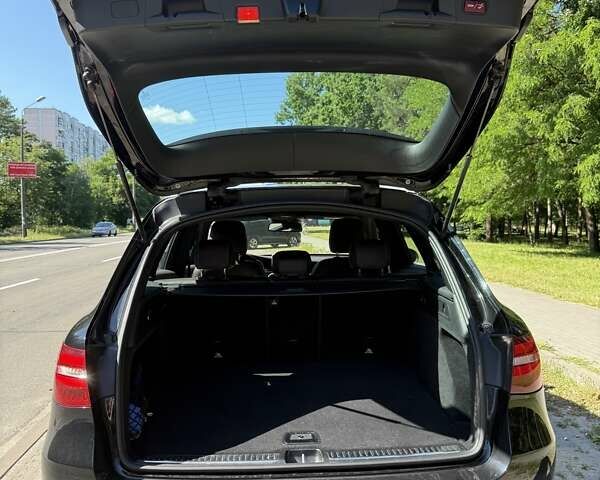 Мерседес ГЛЦ-Класс 2017 в Киеве на Automoto.ua Черный Мерседес ГЛЦ-Класс, объемом двигателя 2.14 л и пробегом 140 тыс. км за 32000 $, фото 4 на Automoto.ua