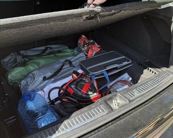 Мерседес ГЛЦ-Класс 2017 в Киеве на Automoto.ua Черный Мерседес ГЛЦ-Класс, объемом двигателя 2.14 л и пробегом 140 тыс. км за 32000 $, фото 18 на Automoto.ua