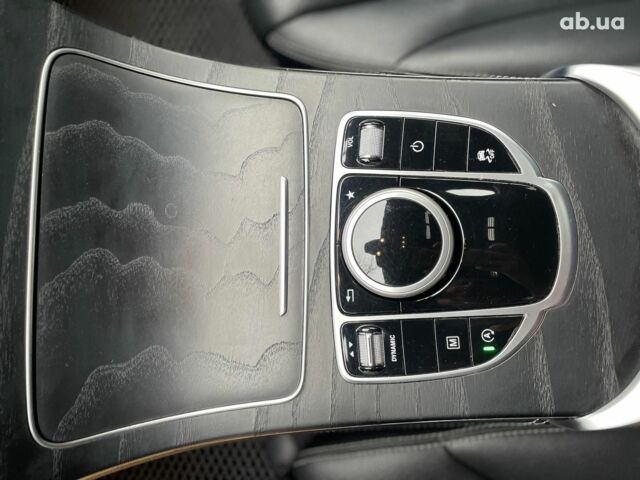 Мерседес ГЛЦ-Класс 2018 в Киеве на Automoto.ua Черный Мерседес ГЛЦ-Класс, объемом двигателя 2 л и пробегом 82 тыс. км за 45990 $, фото 38 на Automoto.ua