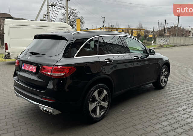 Черный Мерседес ГЛЦ-Класс, объемом двигателя 2 л и пробегом 179 тыс. км за 20800 $, фото 10 на Automoto.ua