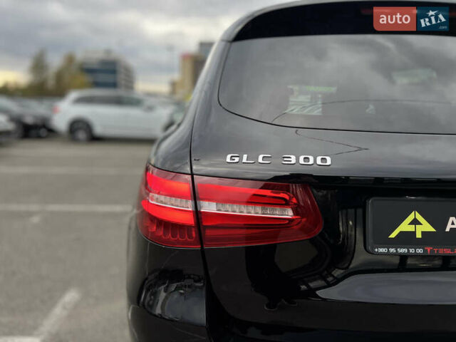 Мерседес ГЛЦ-Класс 2018 в Киеве на Automoto.ua Черный Мерседес ГЛЦ-Класс, объемом двигателя 2 л и пробегом 64 тыс. км за 29999 $, фото 23 на Automoto.ua