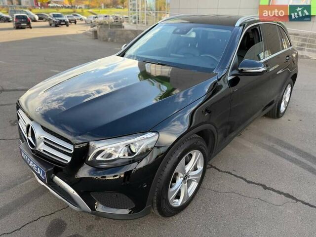 Чорний Мерседес ГЛЦ-Клас, об'ємом двигуна 2.14 л та пробігом 70 тис. км за 38000 $, фото 11 на Automoto.ua