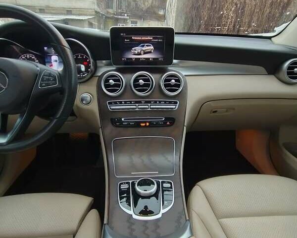 Чорний Мерседес ГЛЦ-Клас, об'ємом двигуна 1.99 л та пробігом 94 тис. км за 29999 $, фото 17 на Automoto.ua