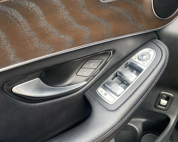 Черный Мерседес ГЛЦ-Класс, объемом двигателя 2.14 л и пробегом 249 тыс. км за 30000 $, фото 14 на Automoto.ua