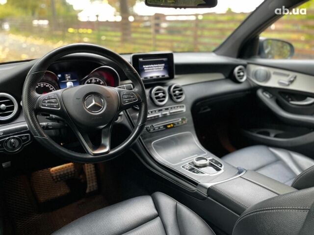 Мерседес ГЛЦ-Класс 2018 в Киеве на Automoto.ua Черный Мерседес ГЛЦ-Класс, объемом двигателя 2 л и пробегом 82 тыс. км за 45990 $, фото 27 на Automoto.ua