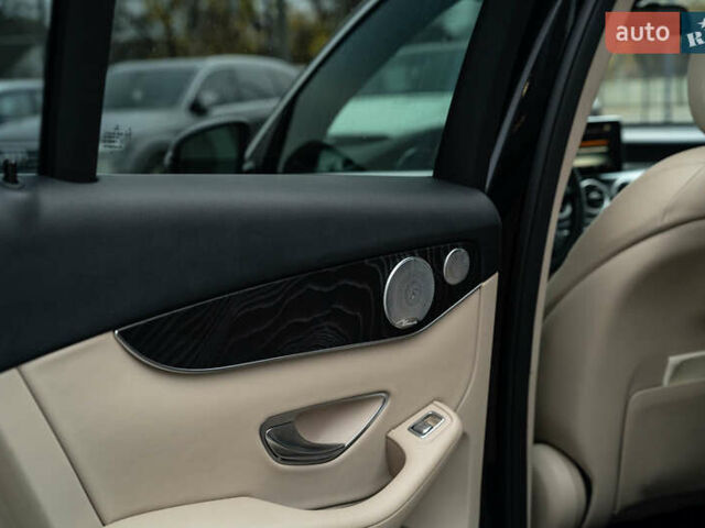 Чорний Мерседес ГЛЦ-Клас, об'ємом двигуна 1.99 л та пробігом 91 тис. км за 30400 $, фото 38 на Automoto.ua