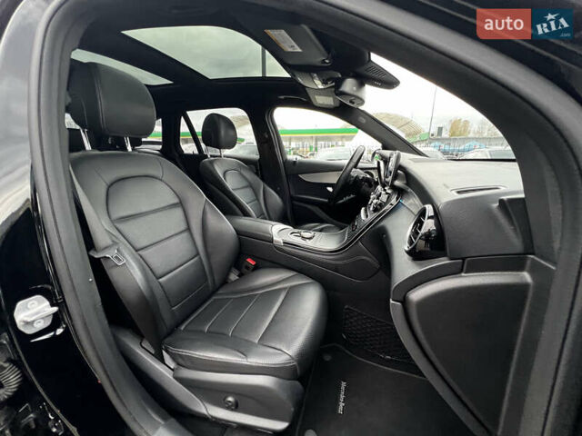 Мерседес ГЛЦ-Класс 2018 в Киеве на Automoto.ua Черный Мерседес ГЛЦ-Класс, объемом двигателя 2 л и пробегом 64 тыс. км за 29999 $, фото 31 на Automoto.ua