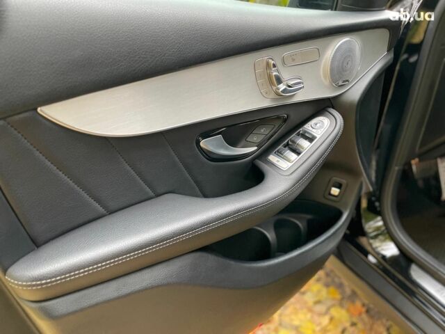 Мерседес ГЛЦ-Класс 2018 в Киеве на Automoto.ua Черный Мерседес ГЛЦ-Класс, объемом двигателя 2 л и пробегом 82 тыс. км за 45990 $, фото 29 на Automoto.ua