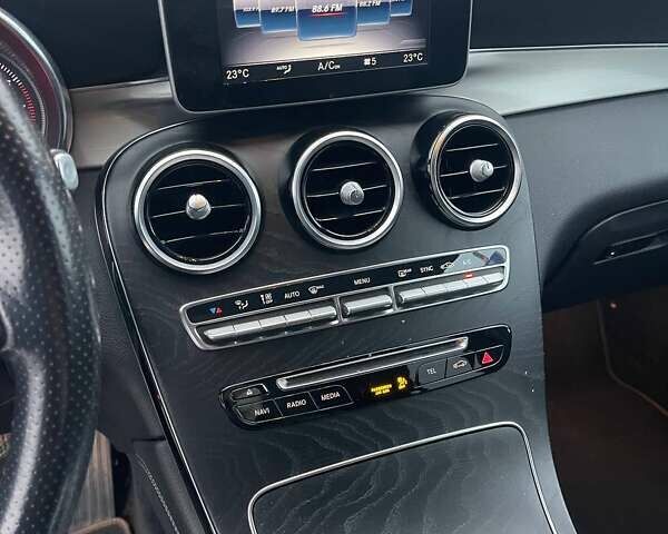 Черный Мерседес ГЛЦ-Класс, объемом двигателя 1.99 л и пробегом 60 тыс. км за 26500 $, фото 21 на Automoto.ua