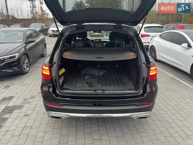 Черный Мерседес ГЛЦ-Класс, объемом двигателя 1.99 л и пробегом 60 тыс. км за 26500 $, фото 33 на Automoto.ua