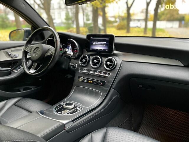 Мерседес ГЛЦ-Класс 2018 в Киеве на Automoto.ua Черный Мерседес ГЛЦ-Класс, объемом двигателя 2 л и пробегом 82 тыс. км за 45990 $, фото 48 на Automoto.ua