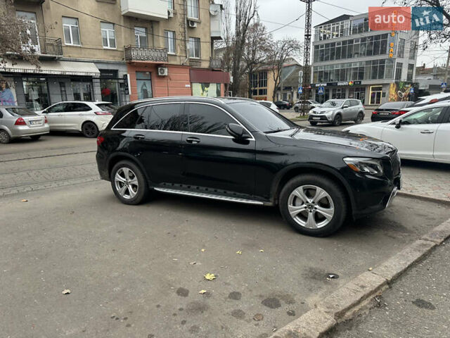 Черный Мерседес ГЛЦ-Класс, объемом двигателя 1.99 л и пробегом 115 тыс. км за 25000 $, фото 2 на Automoto.ua