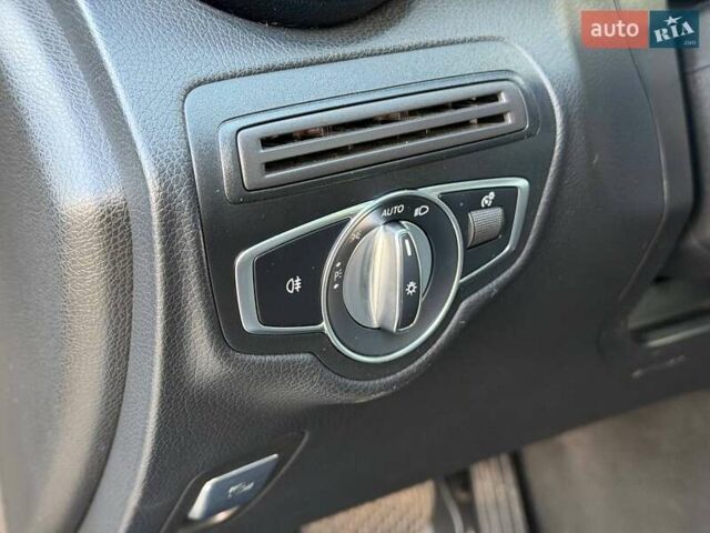 Чорний Мерседес ГЛЦ-Клас, об'ємом двигуна 2.14 л та пробігом 70 тис. км за 38000 $, фото 39 на Automoto.ua