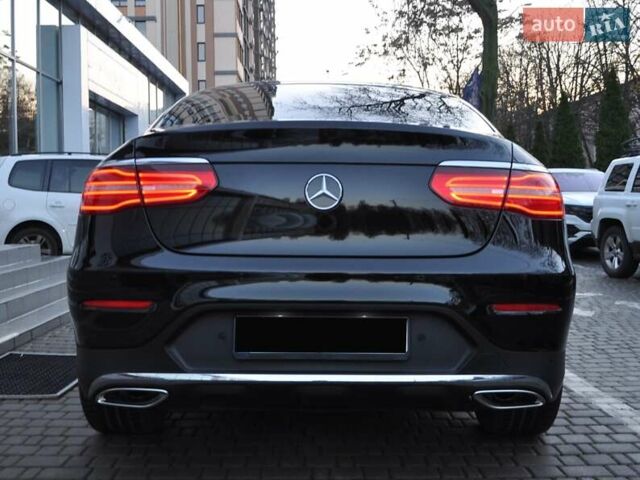 Черный Мерседес ГЛЦ-Класс, объемом двигателя 1.99 л и пробегом 68 тыс. км за 37000 $, фото 4 на Automoto.ua