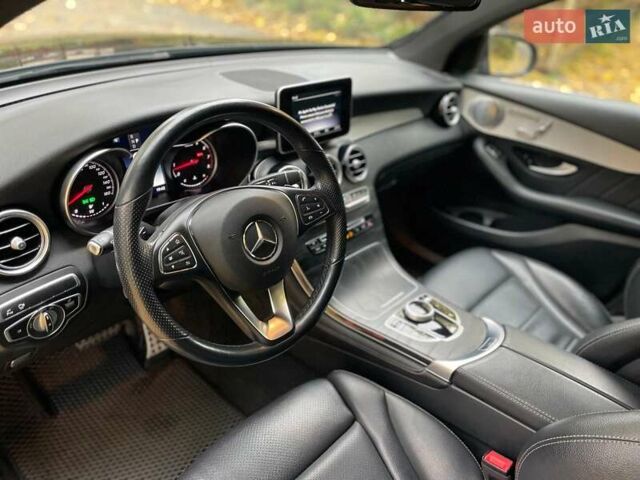 Мерседес ГЛЦ-Клас 2018 у Києві на Automoto.ua Чорний Мерседес ГЛЦ-Клас, об'ємом двигуна 2 л та пробігом 82 тис. км за 45990 $, фото 44 на Automoto.ua