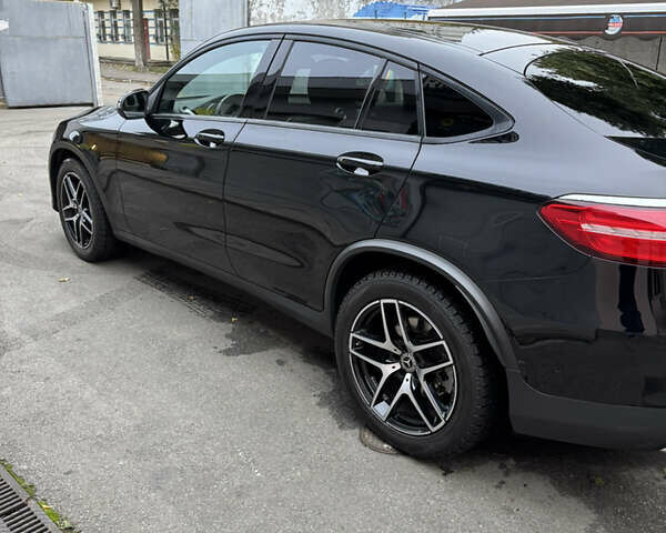 Черный Мерседес ГЛЦ-Класс, объемом двигателя 1.99 л и пробегом 100 тыс. км за 36000 $, фото 9 на Automoto.ua