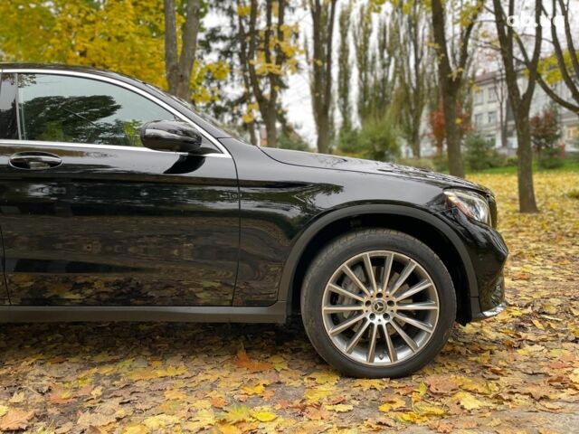 Мерседес ГЛЦ-Класс 2018 в Киеве на Automoto.ua Черный Мерседес ГЛЦ-Класс, объемом двигателя 2 л и пробегом 82 тыс. км за 45990 $, фото 8 на Automoto.ua