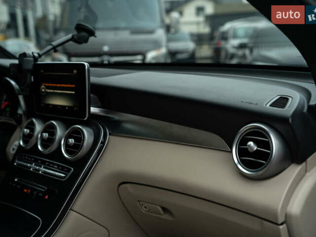 Чорний Мерседес ГЛЦ-Клас, об'ємом двигуна 1.99 л та пробігом 91 тис. км за 30400 $, фото 30 на Automoto.ua