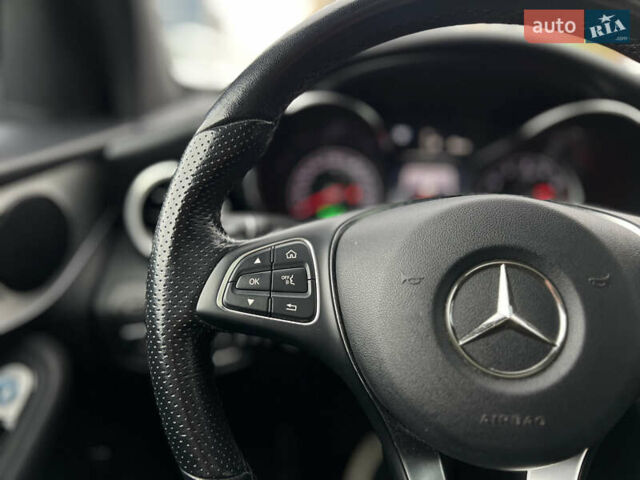 Мерседес ГЛЦ-Класс 2018 в Киеве на Automoto.ua Черный Мерседес ГЛЦ-Класс, объемом двигателя 2 л и пробегом 64 тыс. км за 29999 $, фото 38 на Automoto.ua