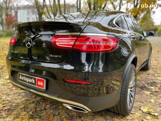 Мерседес ГЛЦ-Класс 2018 в Киеве на Automoto.ua Черный Мерседес ГЛЦ-Класс, объемом двигателя 2 л и пробегом 82 тыс. км за 45990 $, фото 12 на Automoto.ua