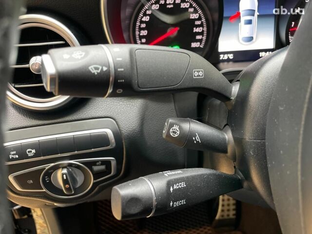 Мерседес ГЛЦ-Класс 2018 в Киеве на Automoto.ua Черный Мерседес ГЛЦ-Класс, объемом двигателя 2 л и пробегом 82 тыс. км за 45990 $, фото 36 на Automoto.ua