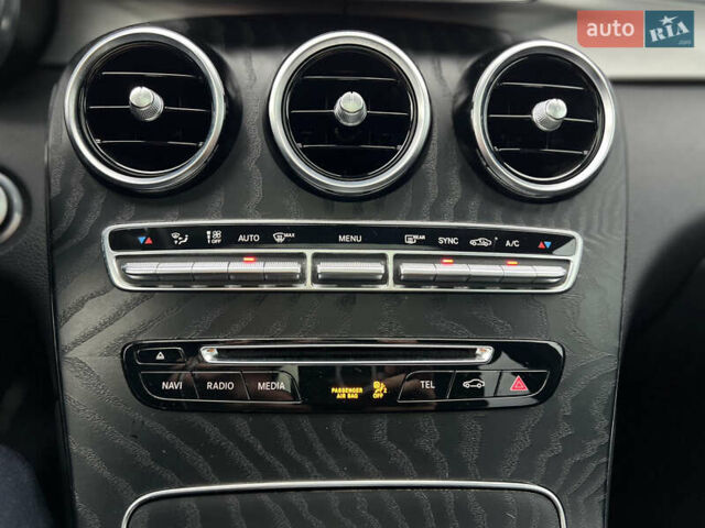 Мерседес ГЛЦ-Класс 2018 в Киеве на Automoto.ua Черный Мерседес ГЛЦ-Класс, объемом двигателя 2 л и пробегом 64 тыс. км за 29999 $, фото 43 на Automoto.ua