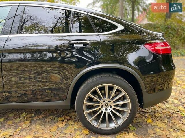 Мерседес ГЛЦ-Клас 2018 у Києві на Automoto.ua Чорний Мерседес ГЛЦ-Клас, об'ємом двигуна 2 л та пробігом 82 тис. км за 45990 $, фото 16 на Automoto.ua