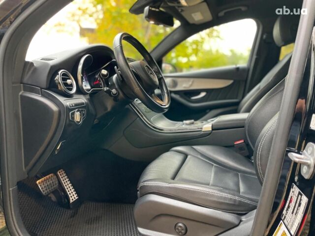 Мерседес ГЛЦ-Класс 2018 в Киеве на Automoto.ua Черный Мерседес ГЛЦ-Класс, объемом двигателя 2 л и пробегом 82 тыс. км за 45990 $, фото 31 на Automoto.ua