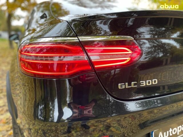 Мерседес ГЛЦ-Класс 2018 в Киеве на Automoto.ua Черный Мерседес ГЛЦ-Класс, объемом двигателя 2 л и пробегом 82 тыс. км за 45990 $, фото 19 на Automoto.ua