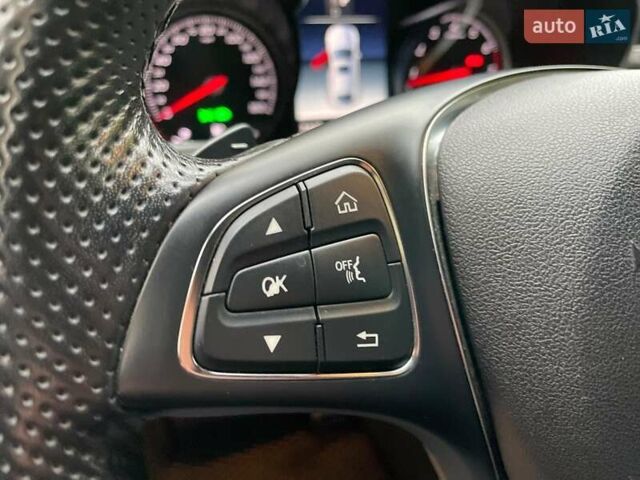 Мерседес ГЛЦ-Клас 2018 у Києві на Automoto.ua Чорний Мерседес ГЛЦ-Клас, об'ємом двигуна 2 л та пробігом 82 тис. км за 45990 $, фото 34 на Automoto.ua