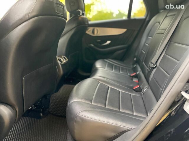 Мерседес ГЛЦ-Класс 2018 в Киеве на Automoto.ua Черный Мерседес ГЛЦ-Класс, объемом двигателя 2 л и пробегом 82 тыс. км за 45990 $, фото 23 на Automoto.ua