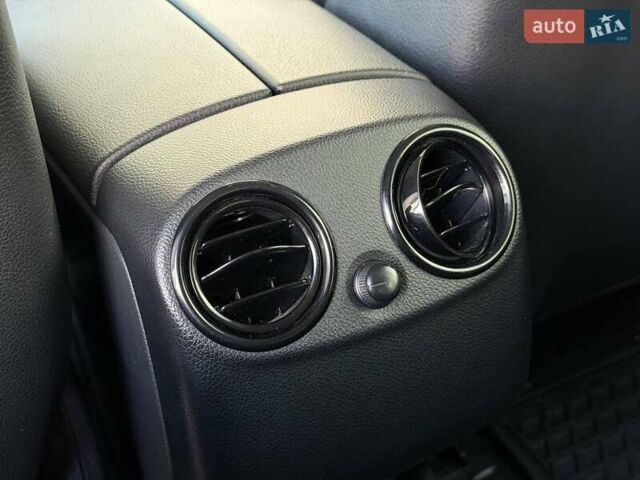 Чорний Мерседес ГЛЦ-Клас, об'ємом двигуна 2.14 л та пробігом 70 тис. км за 38000 $, фото 45 на Automoto.ua