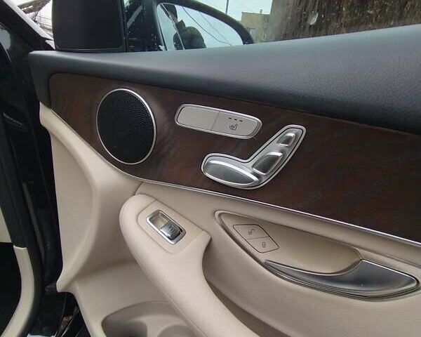 Чорний Мерседес ГЛЦ-Клас, об'ємом двигуна 1.99 л та пробігом 94 тис. км за 29999 $, фото 15 на Automoto.ua