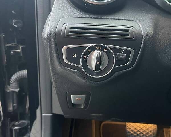 Черный Мерседес ГЛЦ-Класс, объемом двигателя 1.99 л и пробегом 60 тыс. км за 26500 $, фото 15 на Automoto.ua