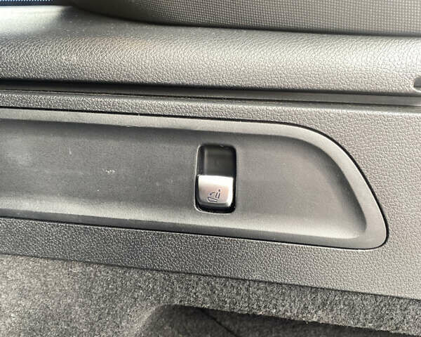 Черный Мерседес ГЛЦ-Класс, объемом двигателя 2.14 л и пробегом 249 тыс. км за 30000 $, фото 32 на Automoto.ua