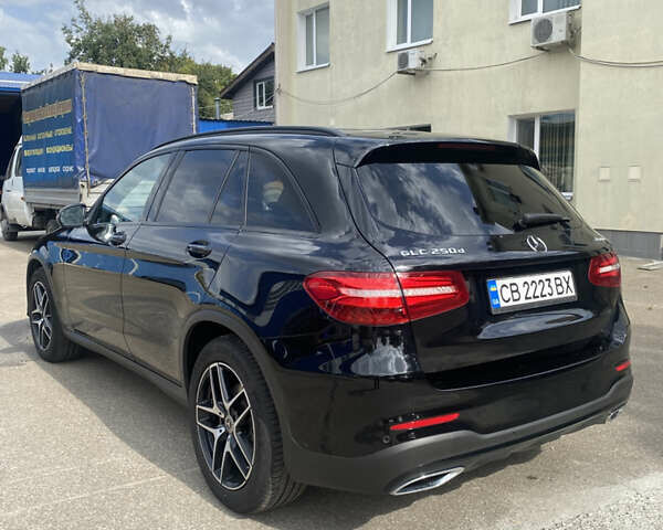 Черный Мерседес ГЛЦ-Класс, объемом двигателя 2.14 л и пробегом 249 тыс. км за 30000 $, фото 6 на Automoto.ua