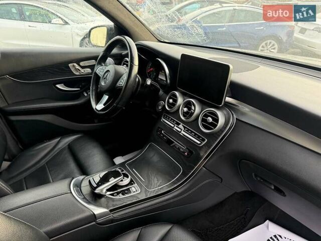 Черный Мерседес ГЛЦ-Класс, объемом двигателя 1.99 л и пробегом 179 тыс. км за 20600 $, фото 13 на Automoto.ua