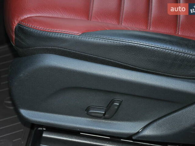 Черный Мерседес ГЛЦ-Класс, объемом двигателя 1.99 л и пробегом 68 тыс. км за 37000 $, фото 24 на Automoto.ua