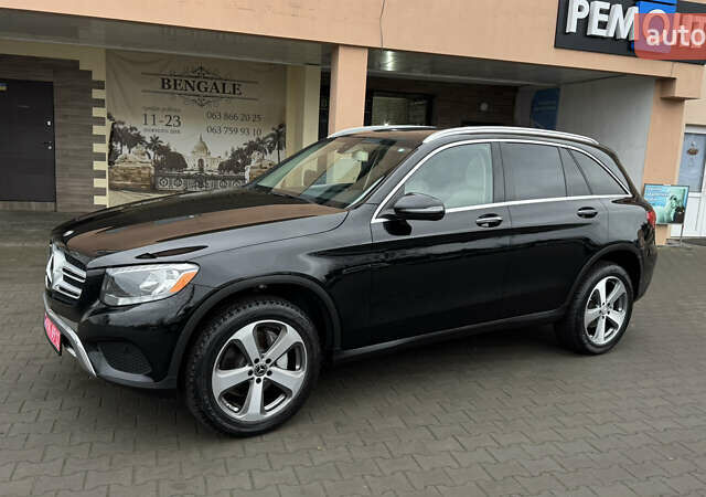 Черный Мерседес ГЛЦ-Класс, объемом двигателя 2 л и пробегом 179 тыс. км за 20800 $, фото 2 на Automoto.ua