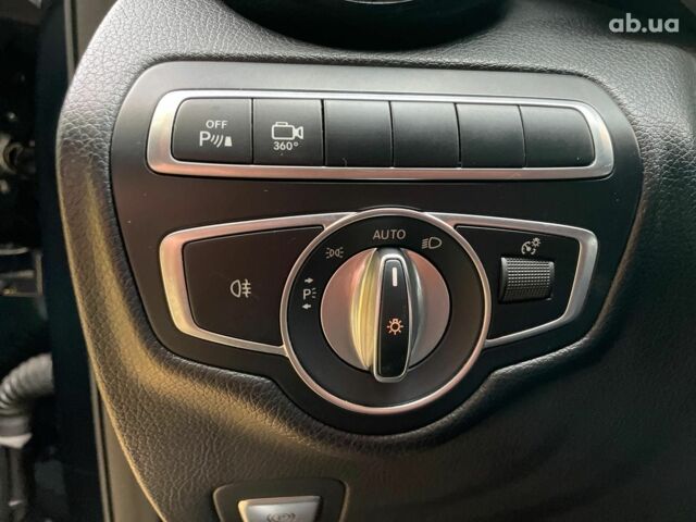 Мерседес ГЛЦ-Класс 2018 в Киеве на Automoto.ua Черный Мерседес ГЛЦ-Класс, объемом двигателя 2 л и пробегом 82 тыс. км за 45990 $, фото 33 на Automoto.ua