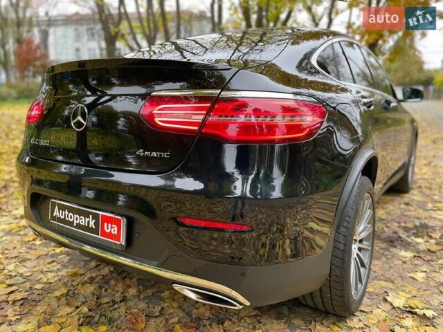 Мерседес ГЛЦ-Клас 2018 у Києві на Automoto.ua Чорний Мерседес ГЛЦ-Клас, об'ємом двигуна 2 л та пробігом 82 тис. км за 45990 $, фото 12 на Automoto.ua