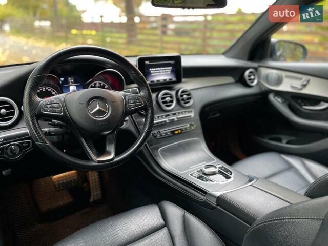 Мерседес ГЛЦ-Клас 2018 у Києві на Automoto.ua Чорний Мерседес ГЛЦ-Клас, об'ємом двигуна 2 л та пробігом 82 тис. км за 45990 $, фото 27 на Automoto.ua