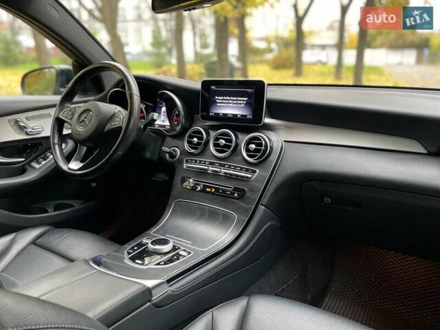 Мерседес ГЛЦ-Клас 2018 у Києві на Automoto.ua Чорний Мерседес ГЛЦ-Клас, об'ємом двигуна 2 л та пробігом 82 тис. км за 45990 $, фото 49 на Automoto.ua