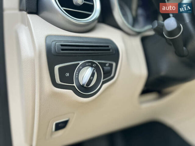 Черный Мерседес ГЛЦ-Класс, объемом двигателя 2 л и пробегом 102 тыс. км за 25900 $, фото 26 на Automoto.ua