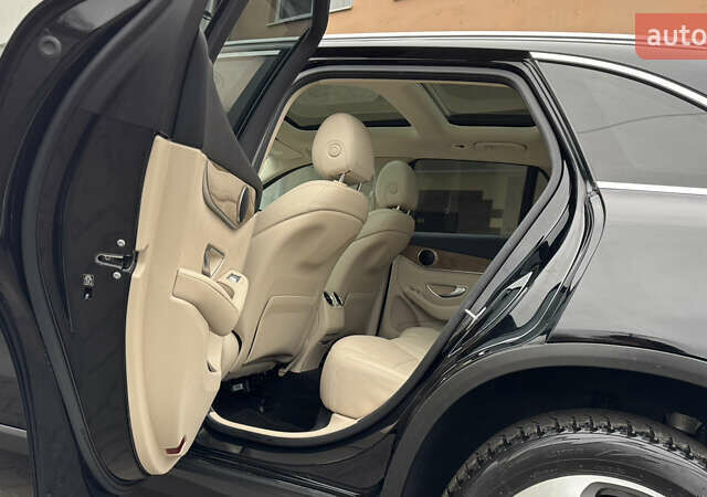 Черный Мерседес ГЛЦ-Класс, объемом двигателя 2 л и пробегом 179 тыс. км за 20800 $, фото 40 на Automoto.ua